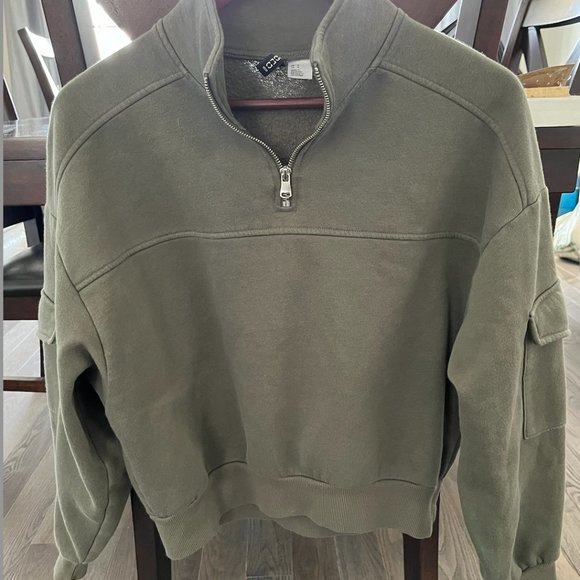 H&M Army Green Stand Up Collar Sweatshirt: SMALL - Picture 4 of 5